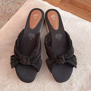 H&M Black Slide Espadrilles